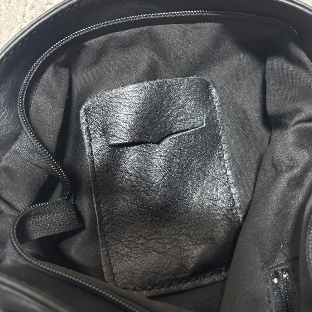 Vero Pelle Italian Made Leather Handbag Black Solid Tassel Flap Crossbody Purse - Picture 11 of 12